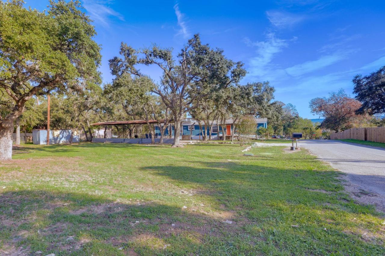 Pet-Friendly Canyon Lake Home About 3 Mi To Water! Exterior photo